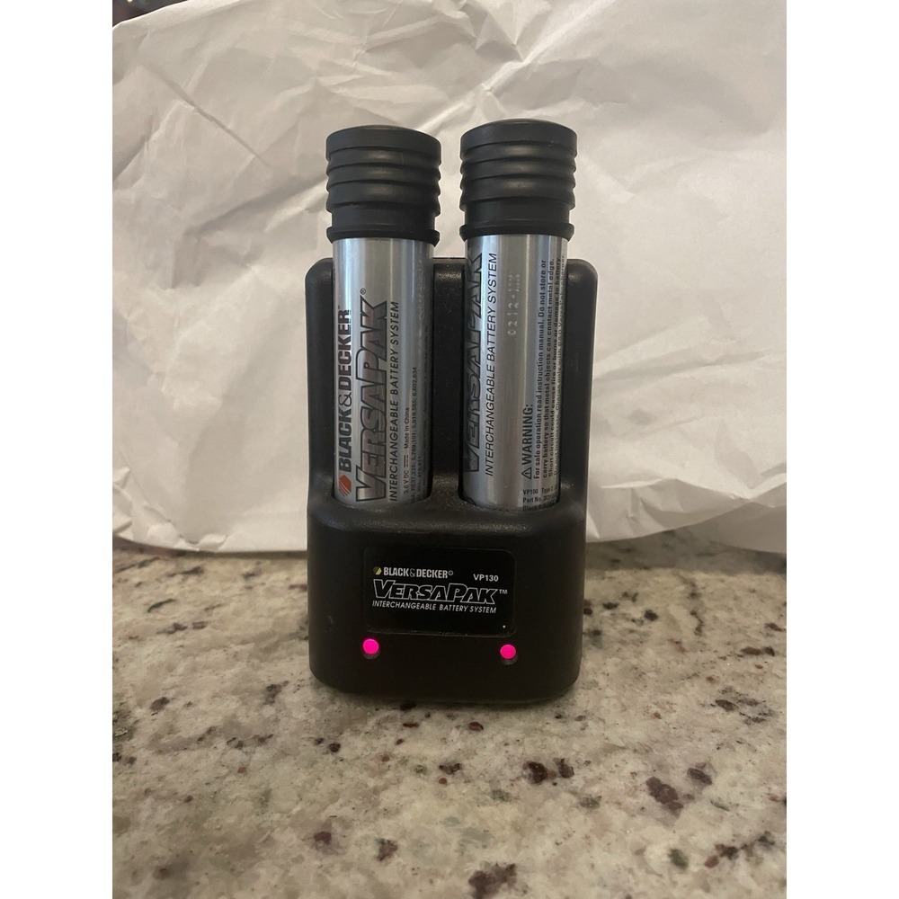 Black & Decker VP130 VersaPak 2-Port Charger‎ W/ 2 OEM Batteries Working